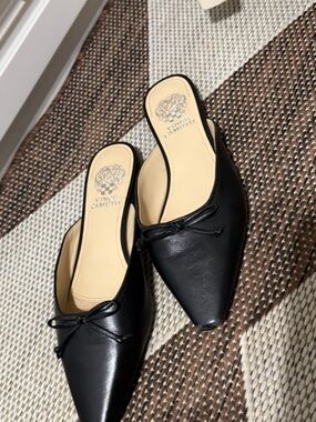 Vince Camuto Black Pointed Toe Leather Slip-On Mules with Bow